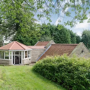 https://the-pamper-lodge.yorkshirehotels.net